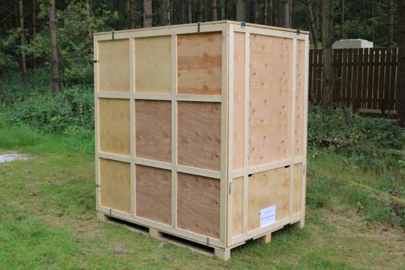 8 Cubic Metre Wooden Storage Box - Image 3