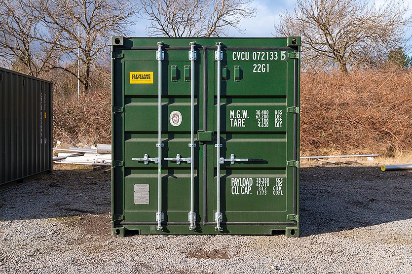 20ft storage container with doors closed